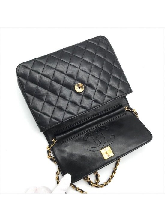 Chanel CC Logo Push Lock Quilted Lambskin Chain Shoulder Bag Black - Picture 7 of 10